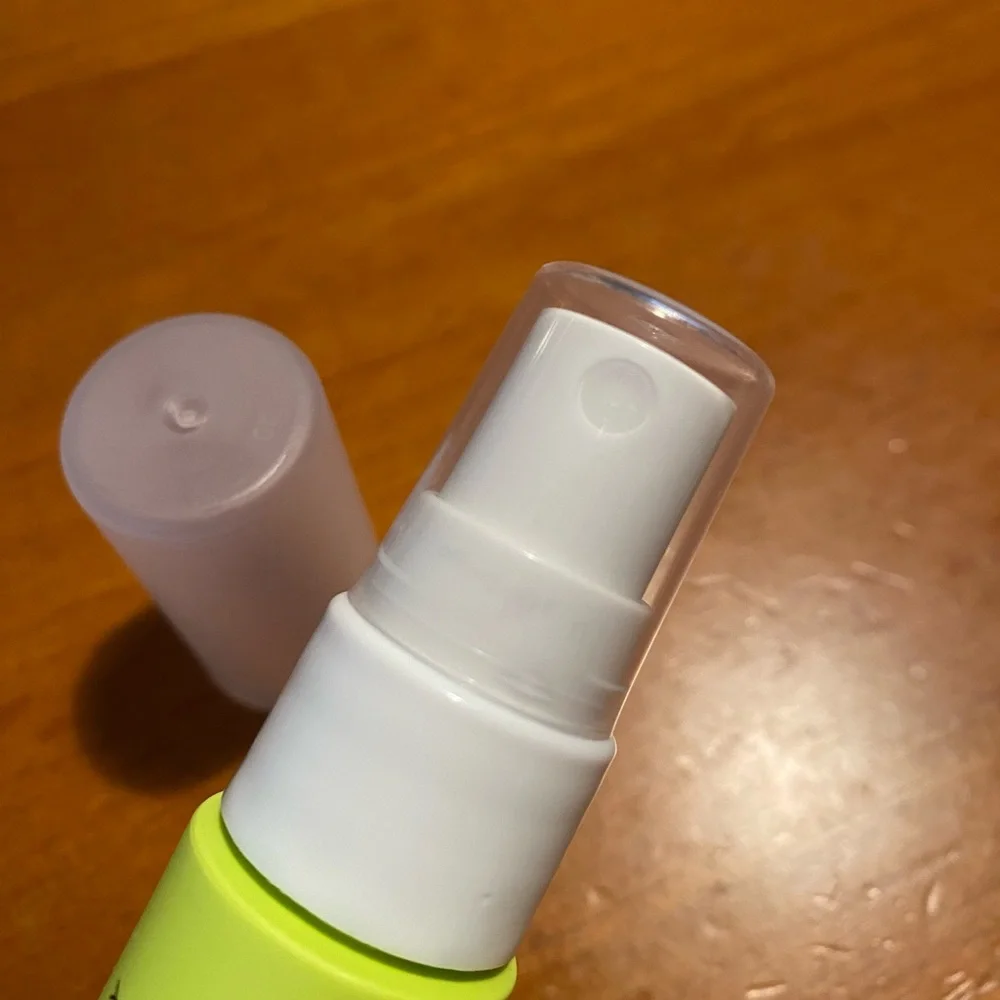 Urban Decay Quick Fix Hydra Charged Complexion Prep Priming Spray